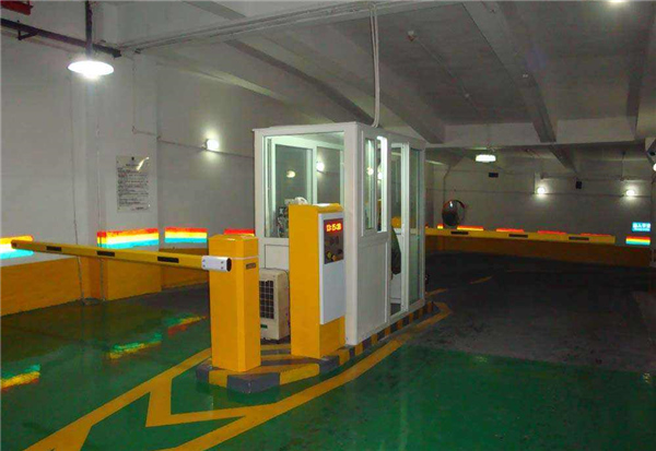 停車場智能化遇新挑戰(zhàn)，《中國公路網(wǎng)》提出：關(guān)注智能停車場市場